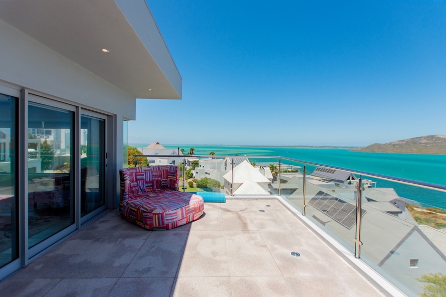 6 Bedroom Property for Sale in Myburgh Park Western Cape